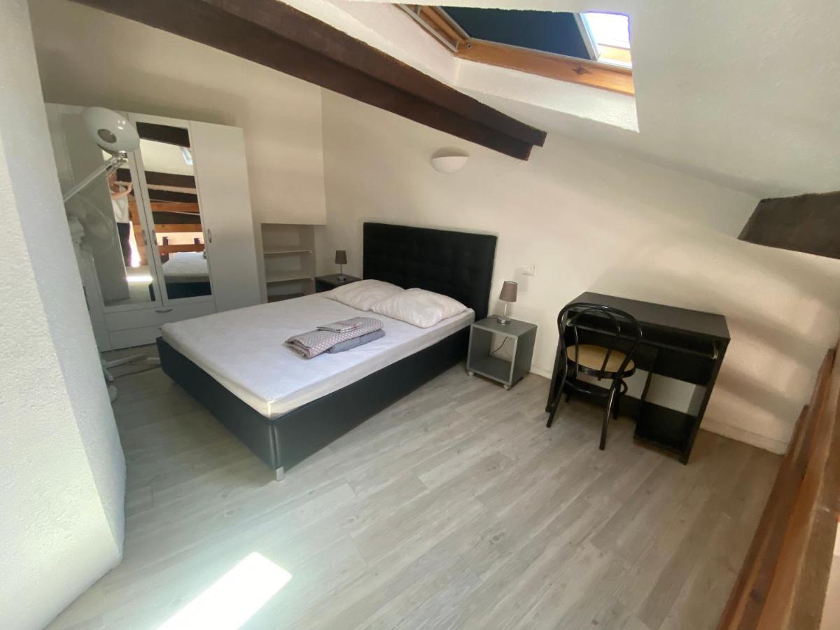 Le Cocon D'Avignon - T2 Duplex 40M2 - Centre Historique Intra Muros- Wifi Climatisation Eksteriør billede